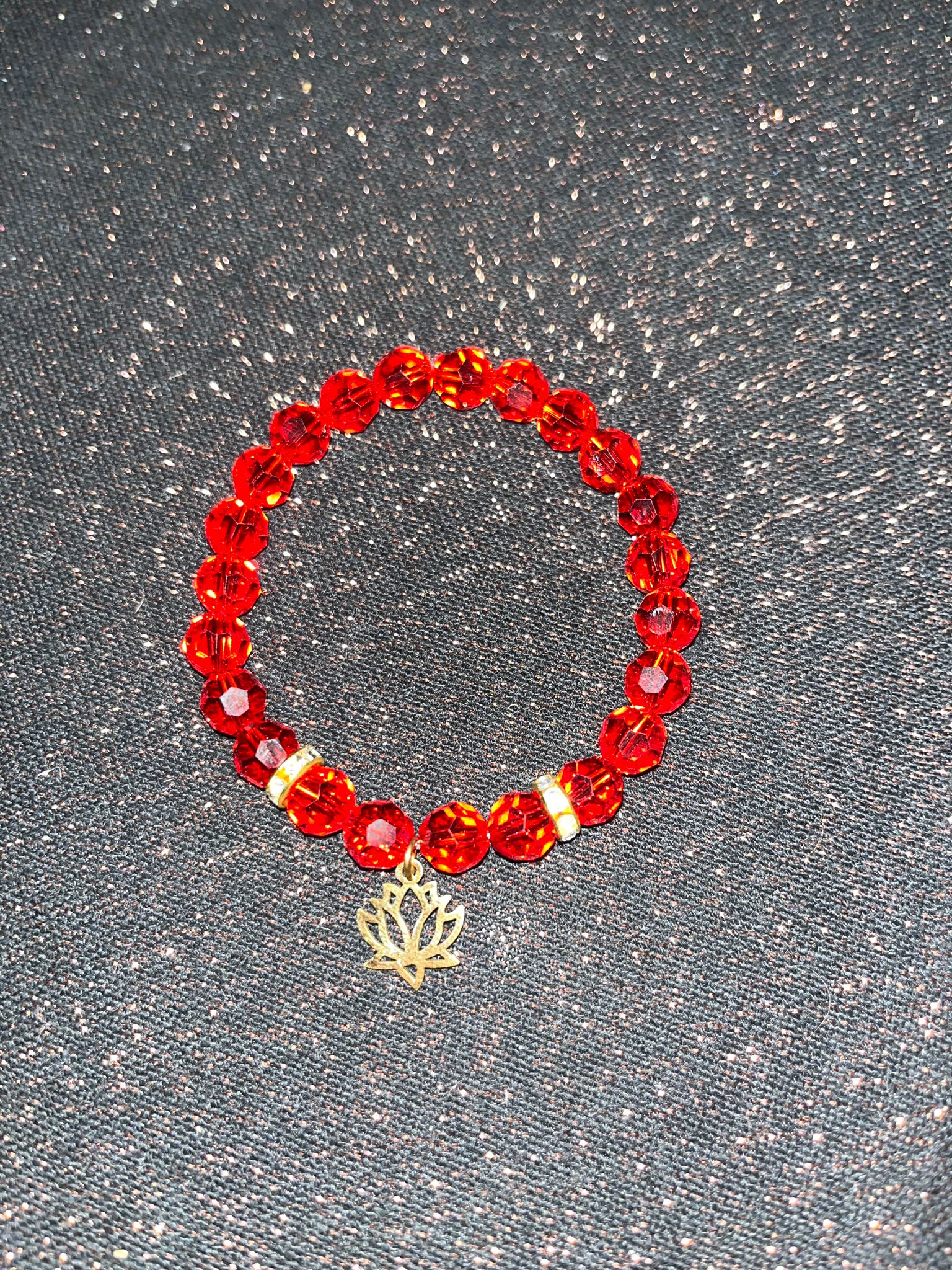 magical-lifestyle.nl Armbanden Magical Red Lotus bracelet 3 Foto 2 1